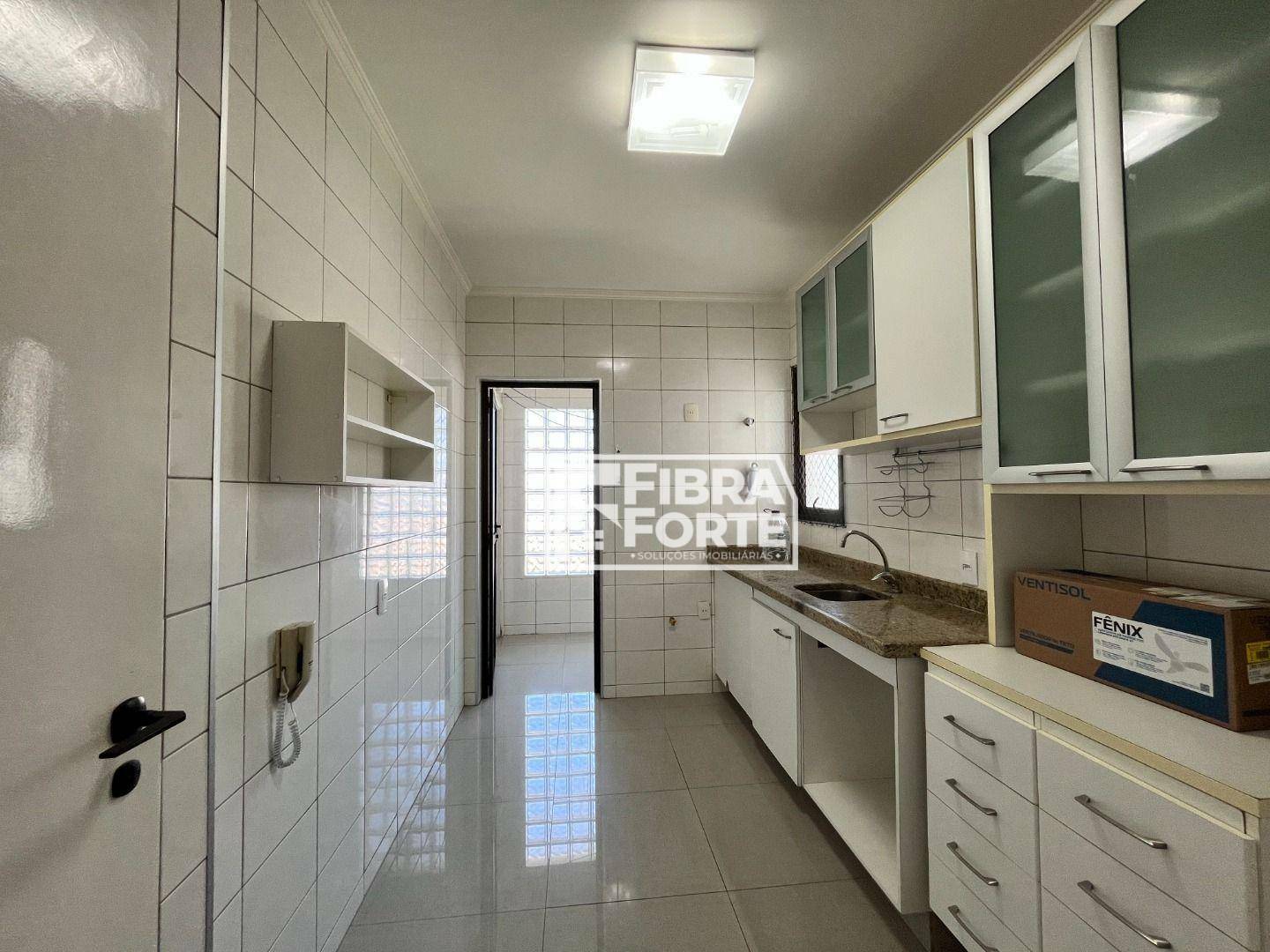 Apartamento para alugar com 2 quartos, 69m² - Foto 7