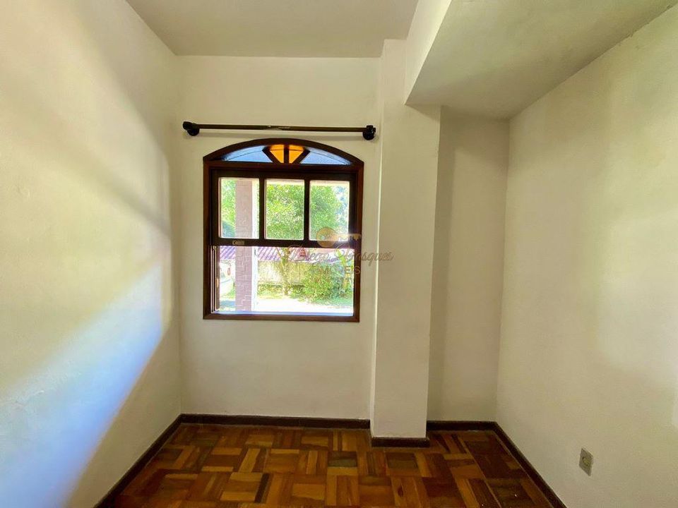 Casa à venda com 3 quartos, 900m² - Foto 23