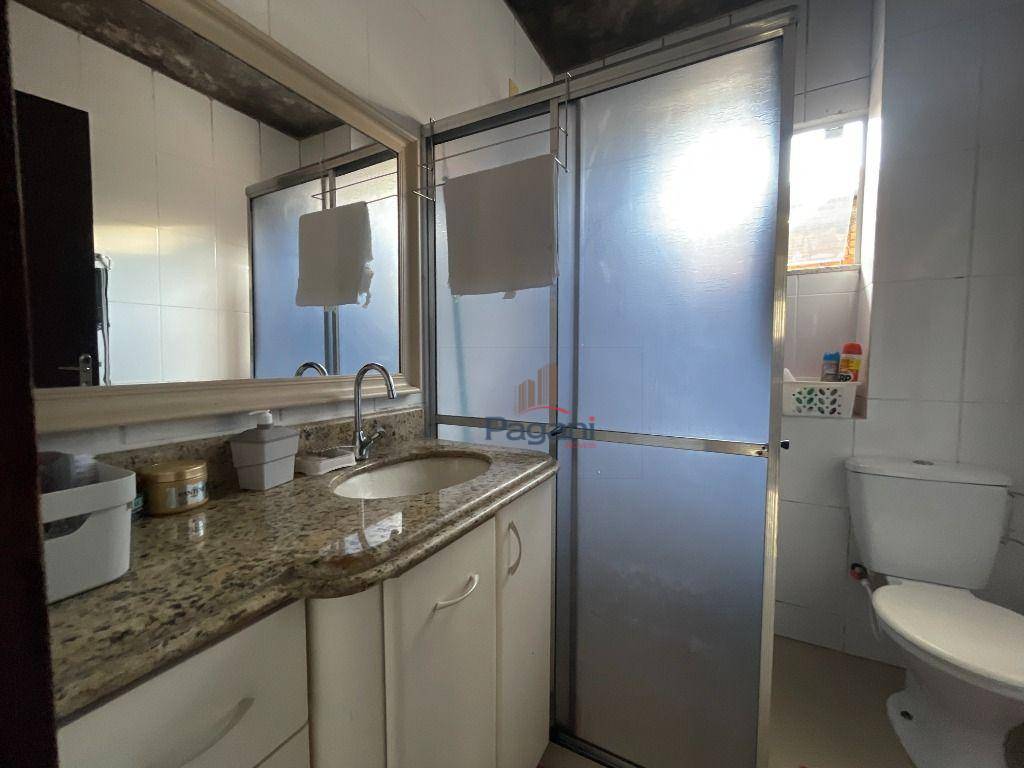 Casa à venda com 4 quartos, 286m² - Foto 33