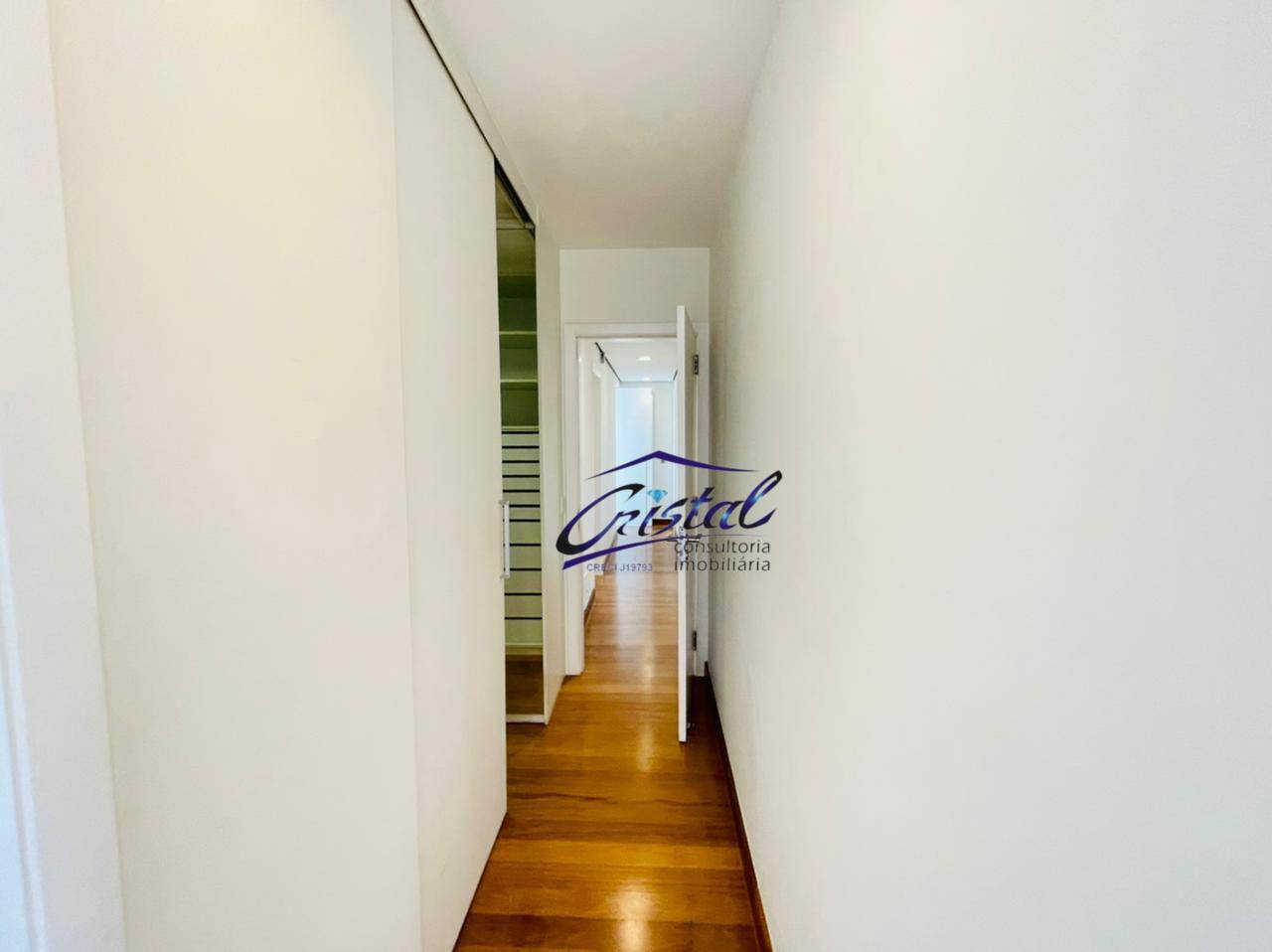Apartamento à venda e aluguel com 3 quartos, 215m² - Foto 7