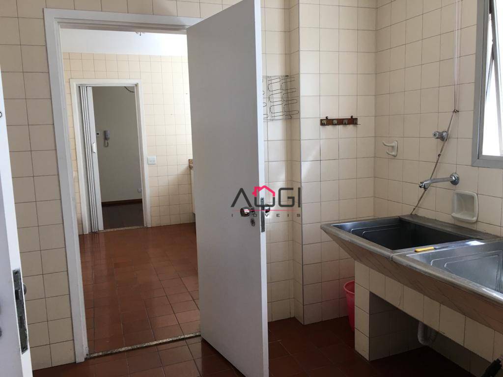 Apartamento para alugar com 3 quartos, 97m² - Foto 19