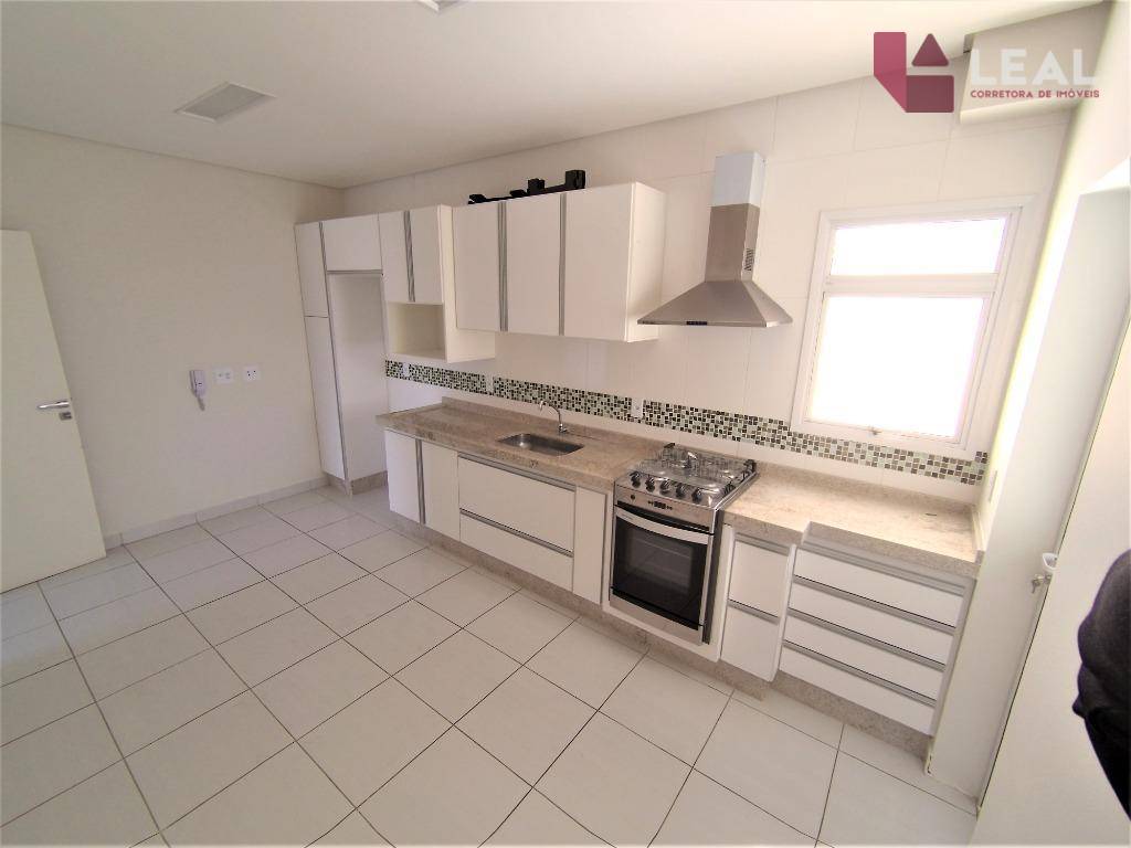 Apartamento à venda com 3 quartos, 120m² - Foto 1