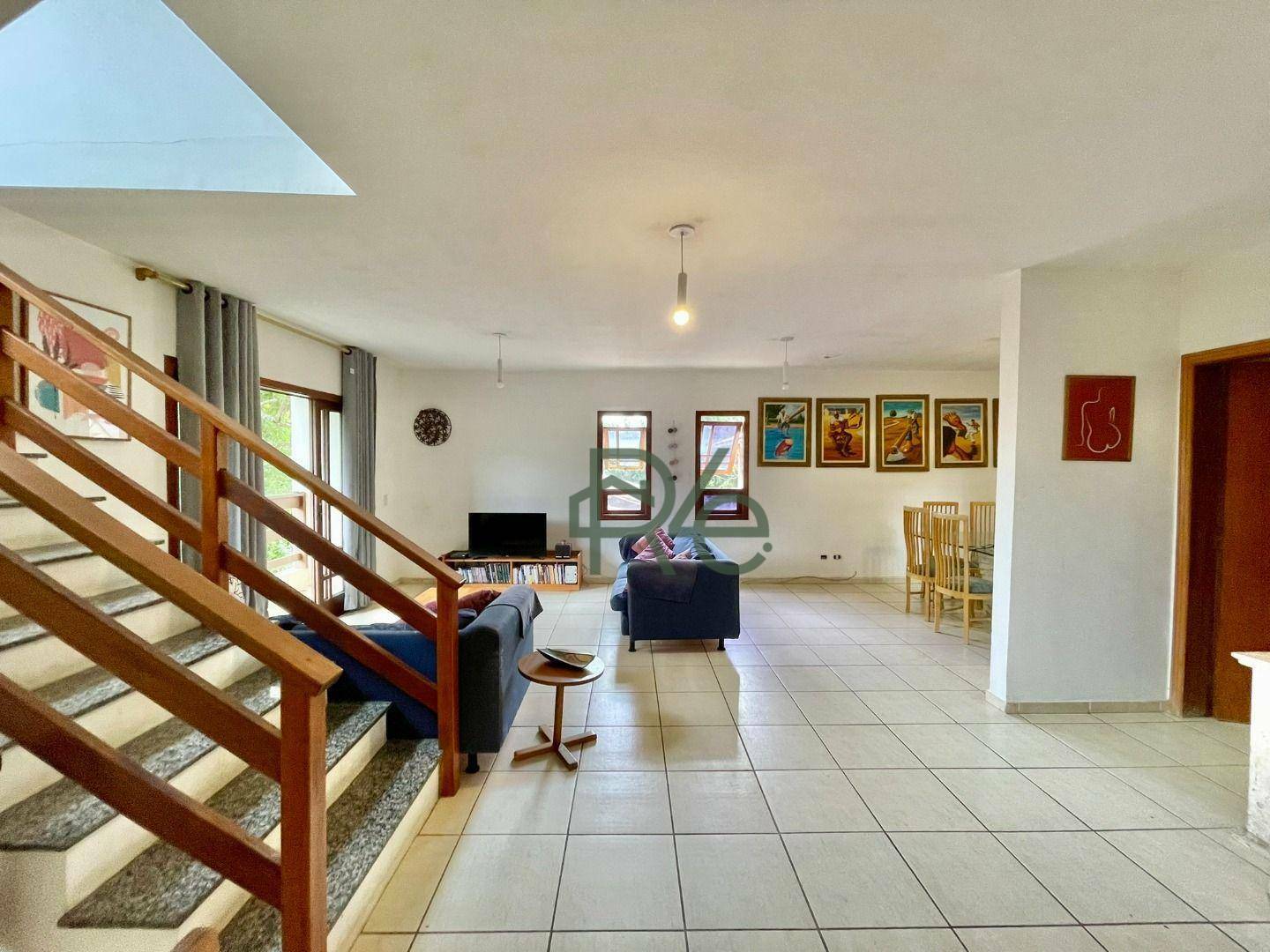 Casa de Condomínio à venda com 3 quartos, 233m² - Foto 10