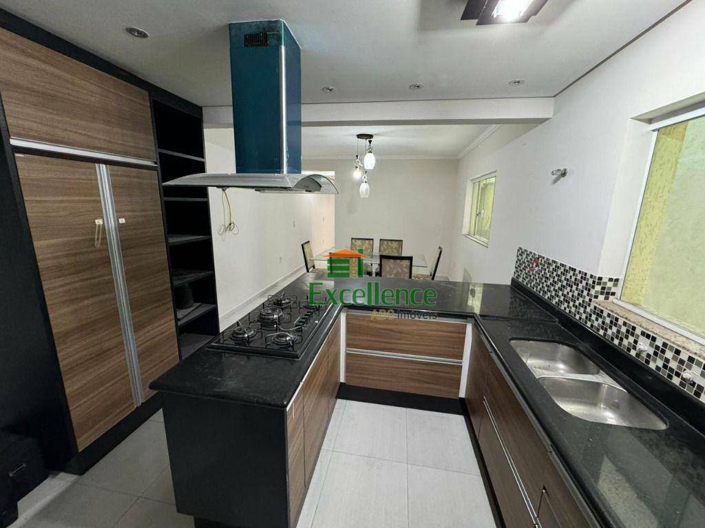 Sobrado à venda com 4 quartos, 264m² - Foto 29