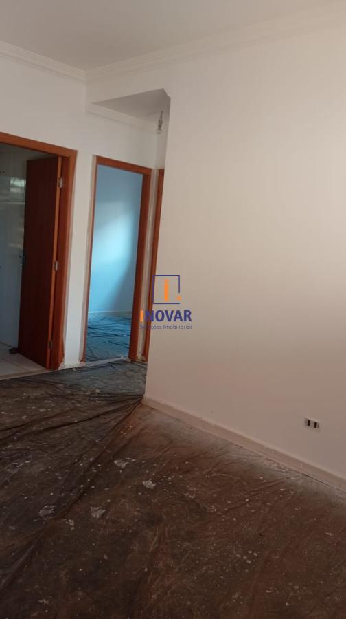 Casa à venda com 2 quartos, 240m² - Foto 17