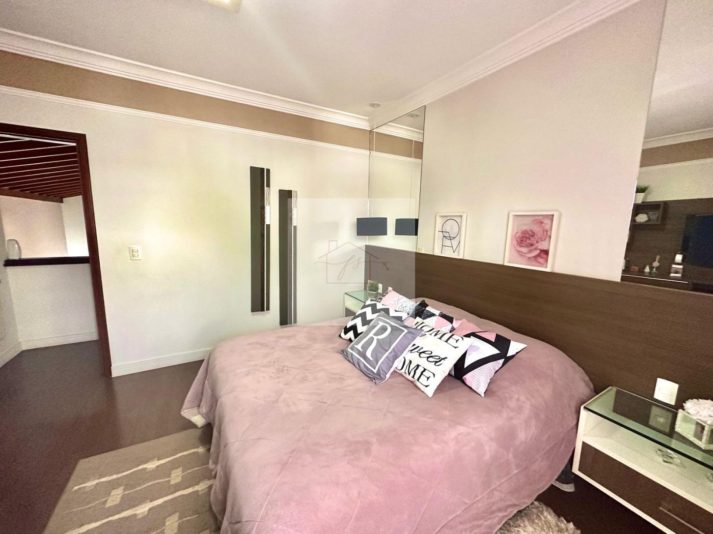 Casa à venda com 3 quartos, 300m² - Foto 16