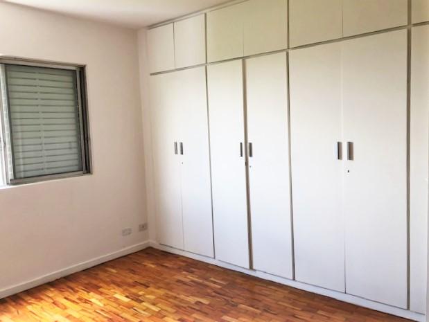 Apartamento para alugar com 4 quartos, 211m² - Foto 12