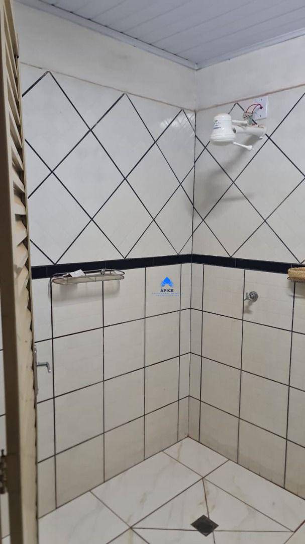 Casa para alugar com 3 quartos, 200M2 - Foto 18