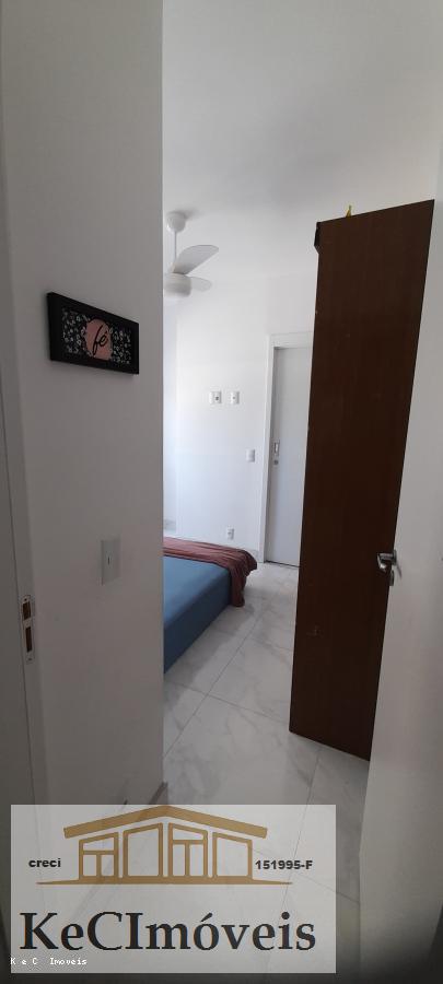 Apartamento à venda com 2 quartos, 65m² - Foto 20