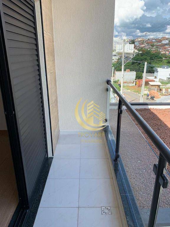 Sobrado à venda com 3 quartos, 176m² - Foto 2