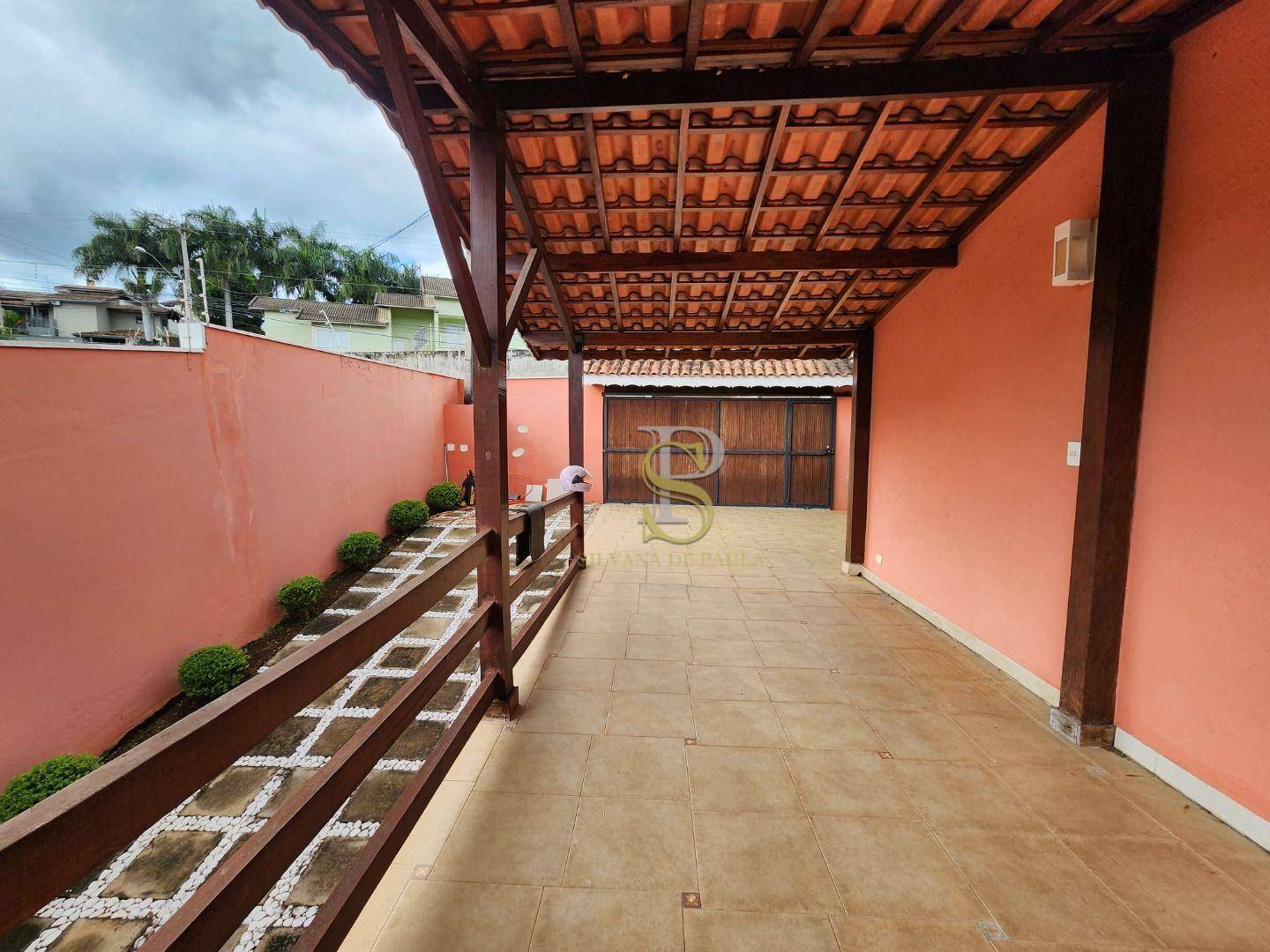 Casa à venda com 4 quartos, 230m² - Foto 5