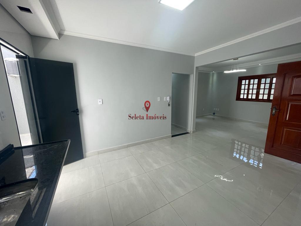 Casa à venda com 2 quartos, 90m² - Foto 5