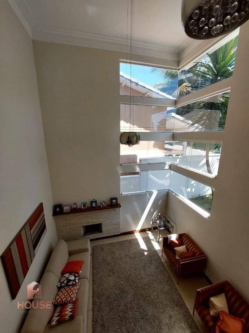 Casa de Condomínio à venda com 3 quartos, 300m² - Foto 14