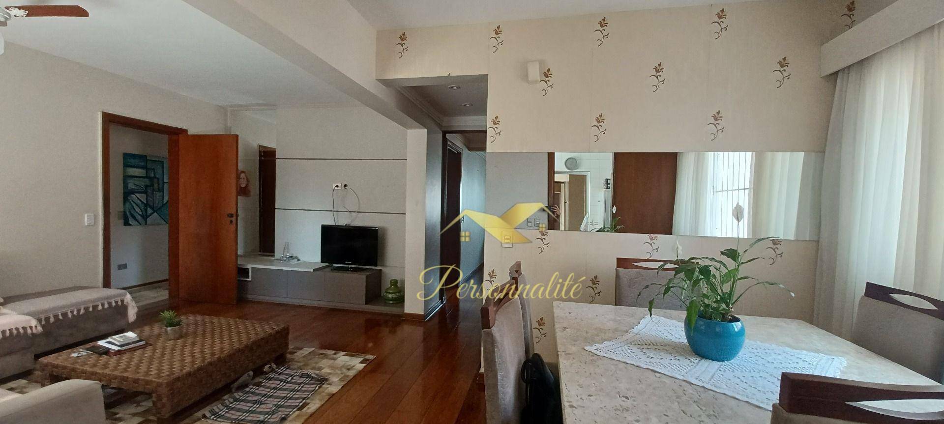 Apartamento à venda com 3 quartos, 228m² - Foto 10