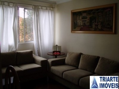 Apartamento à venda com 2 quartos, 70m² - Foto 1