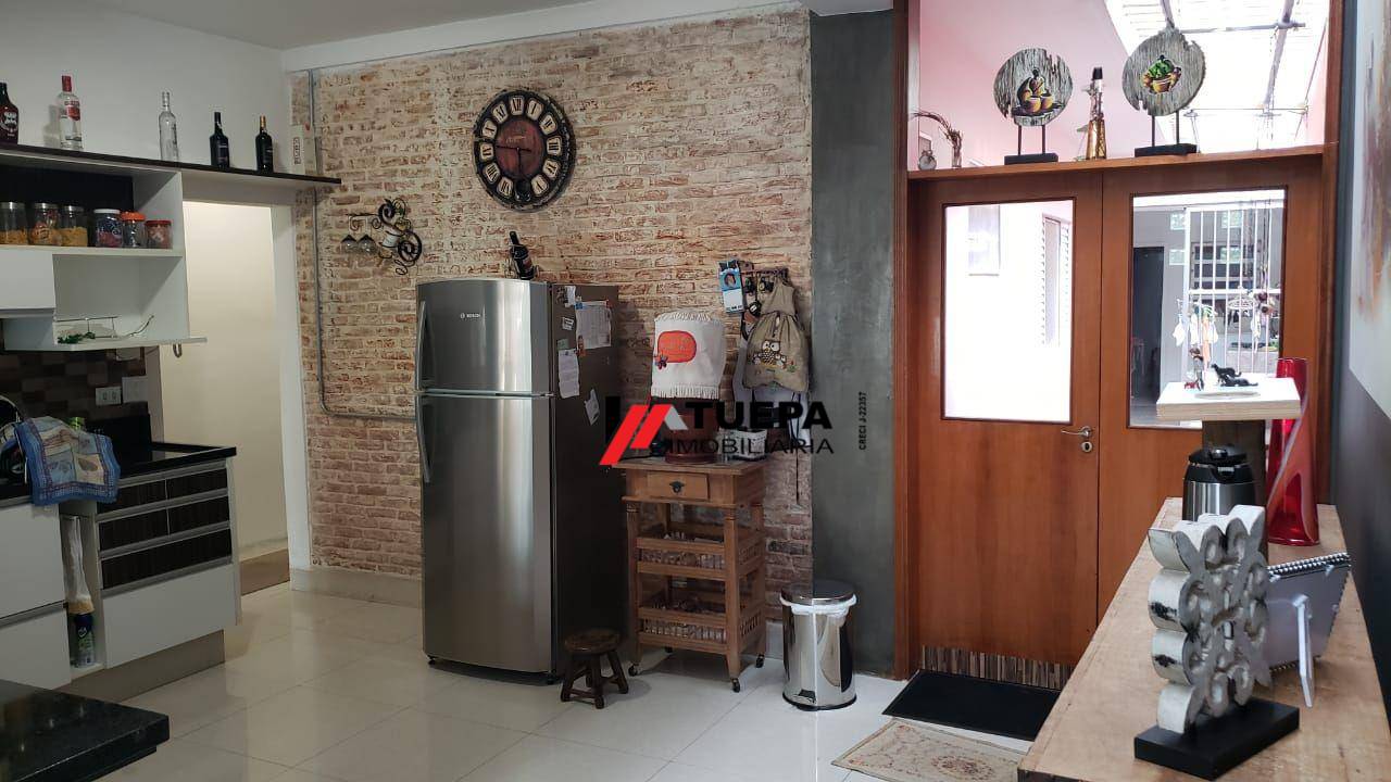 Casa à venda com 3 quartos, 231m² - Foto 23