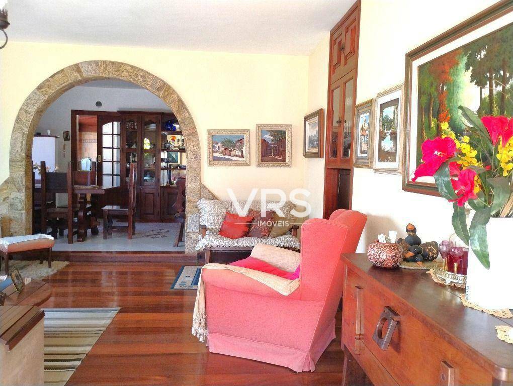 Casa à venda com 3 quartos, 182m² - Foto 12