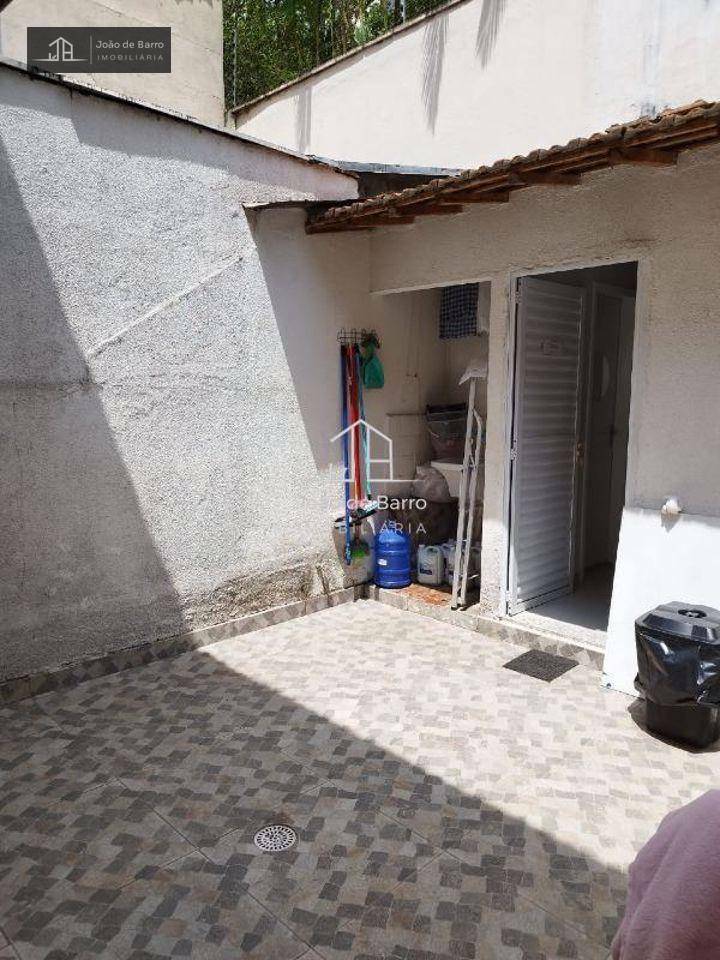 Sobrado à venda com 2 quartos, 100m² - Foto 16