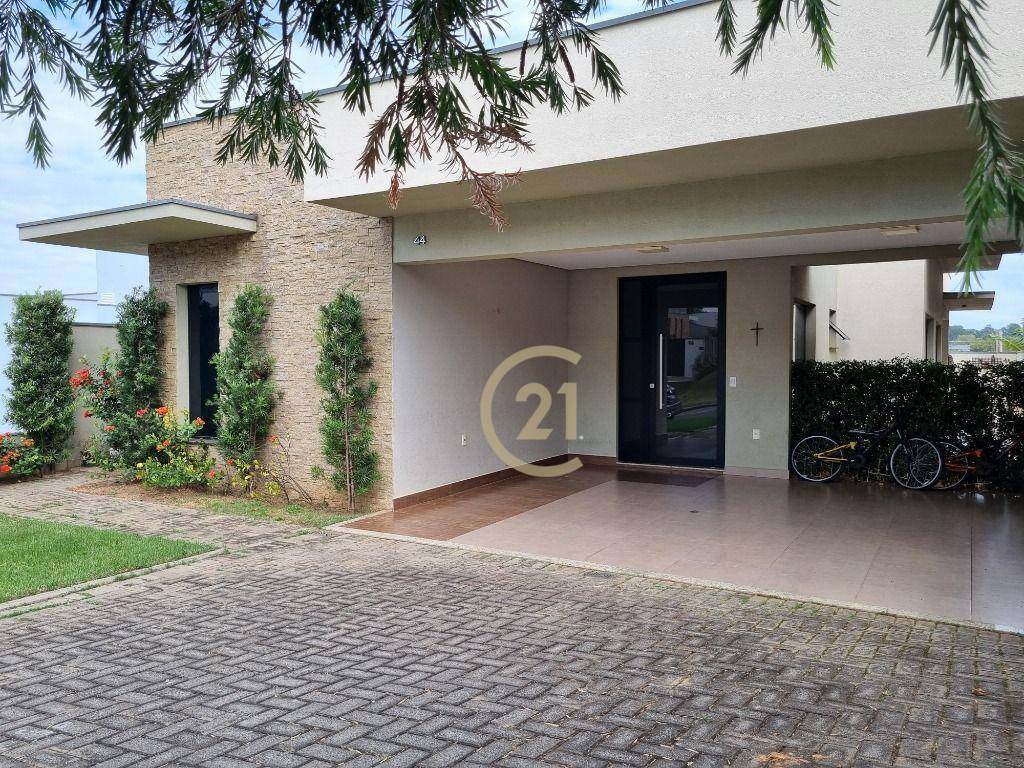 Casa de Condomínio à venda com 3 quartos, 190m² - Foto 1