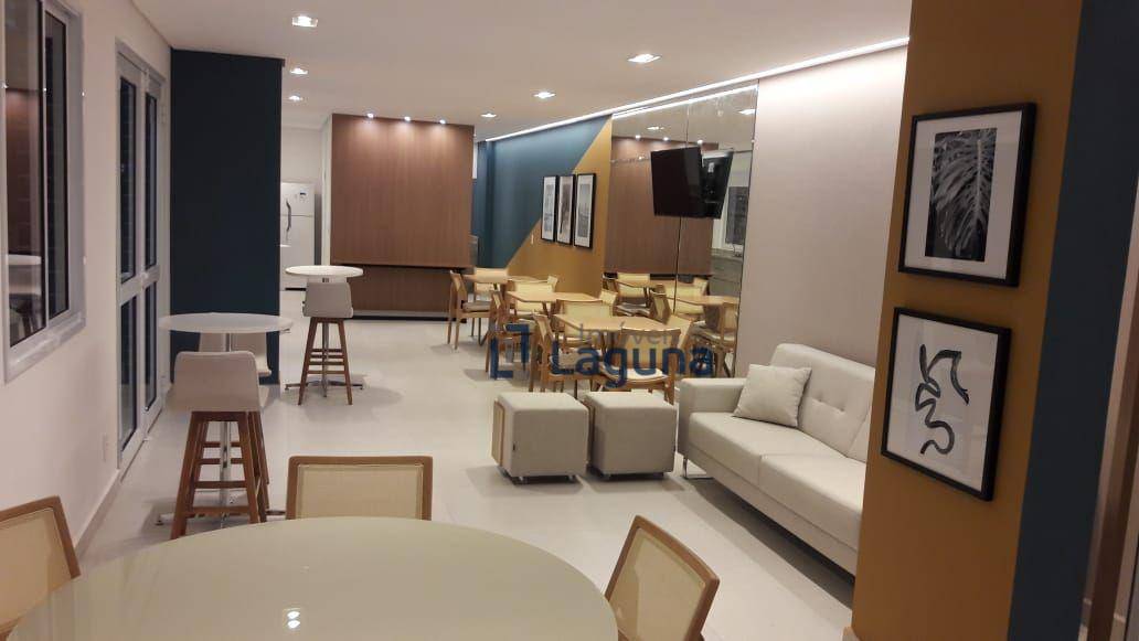 Apartamento para alugar com 3 quartos, 76m² - Foto 22