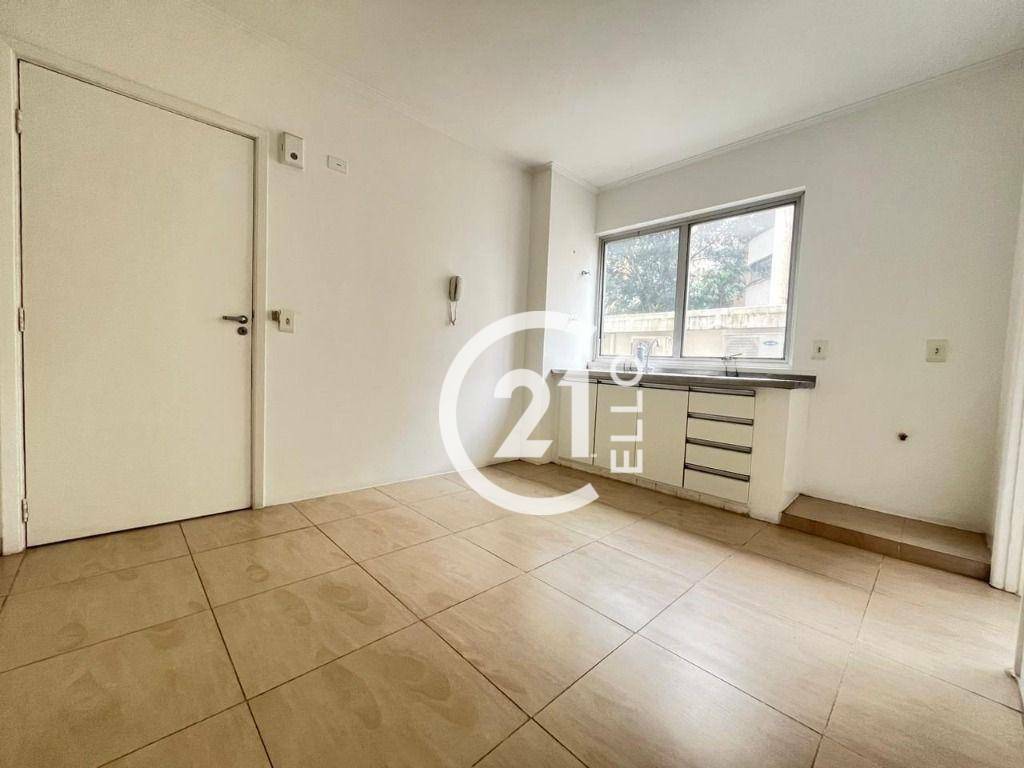 Apartamento para alugar com 3 quartos, 157m² - Foto 10