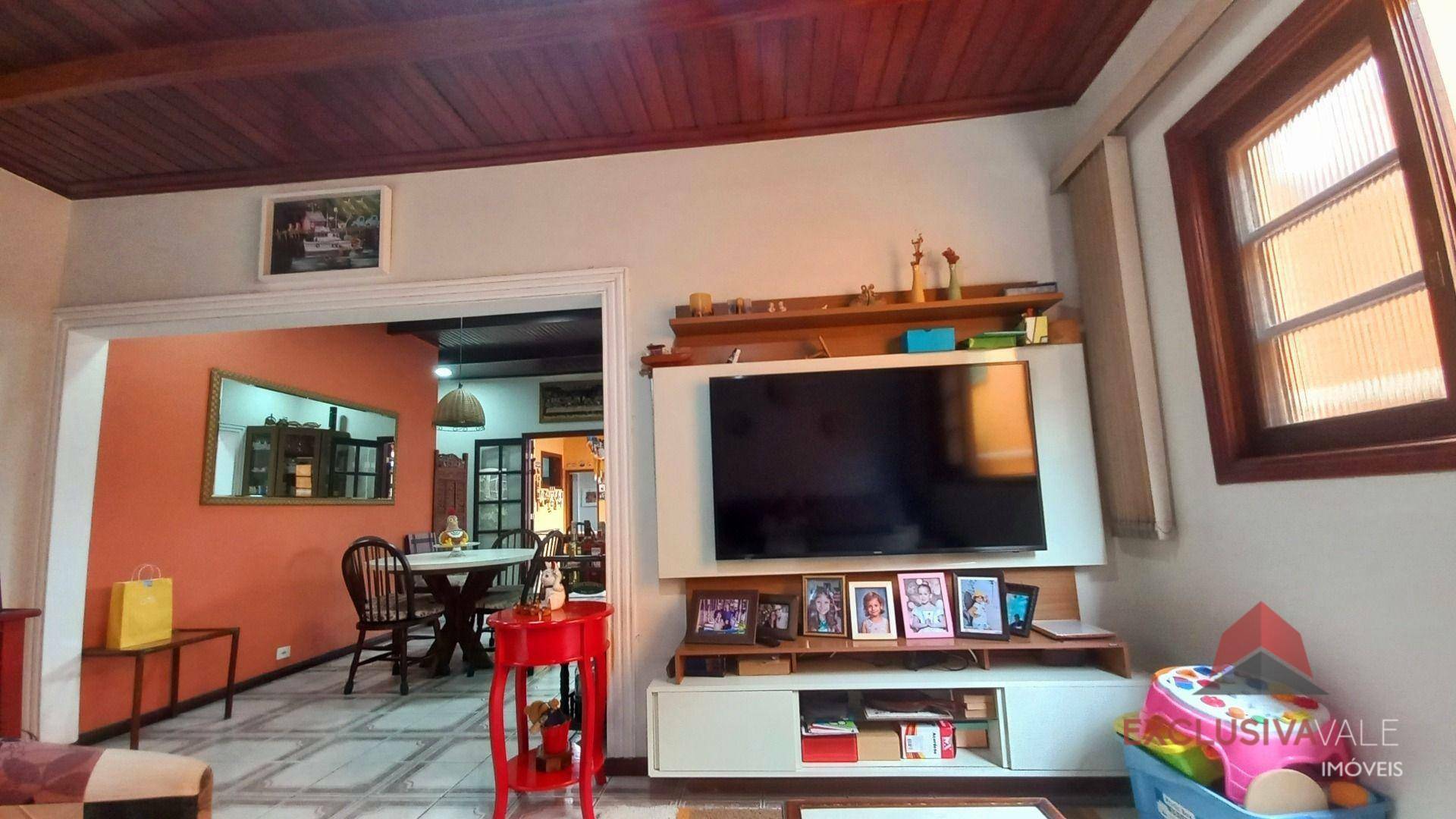 Casa à venda com 6 quartos, 356m² - Foto 52