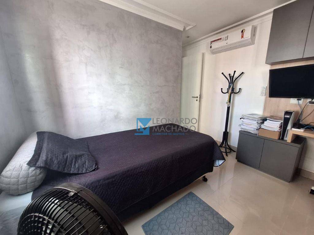 Apartamento à venda com 3 quartos, 130m² - Foto 9