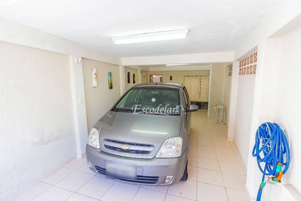 Sobrado à venda com 3 quartos, 195m² - Foto 2