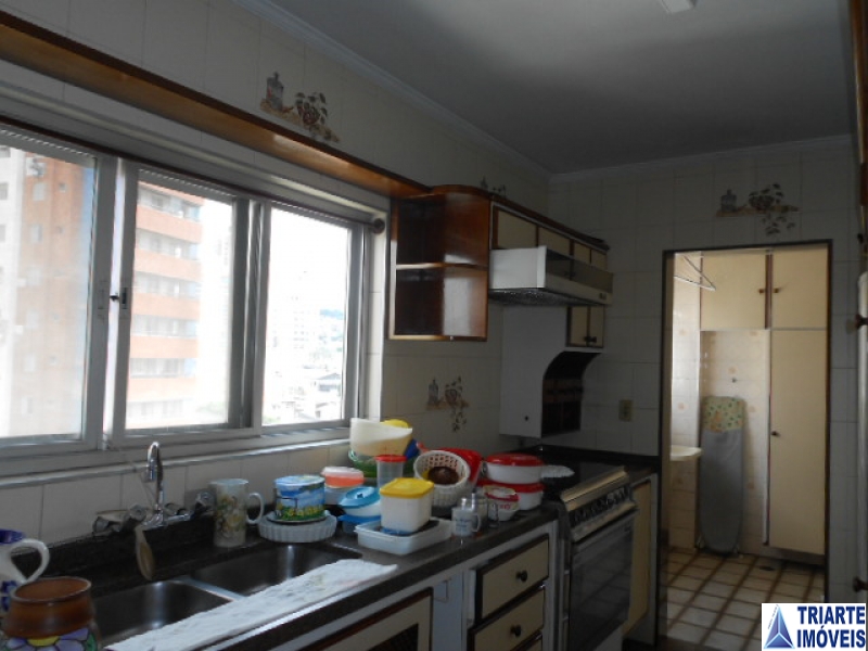 Apartamento para alugar com 3 quartos, 149m² - Foto 15