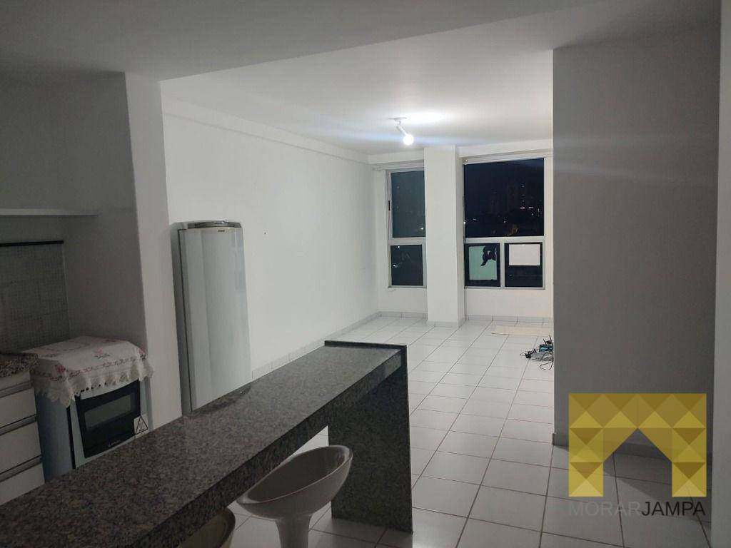 Apartamento à venda com 2 quartos, 70m² - Foto 5