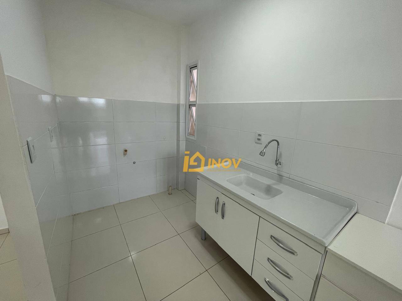 Apartamento à venda com 2 quartos, 58m² - Foto 3