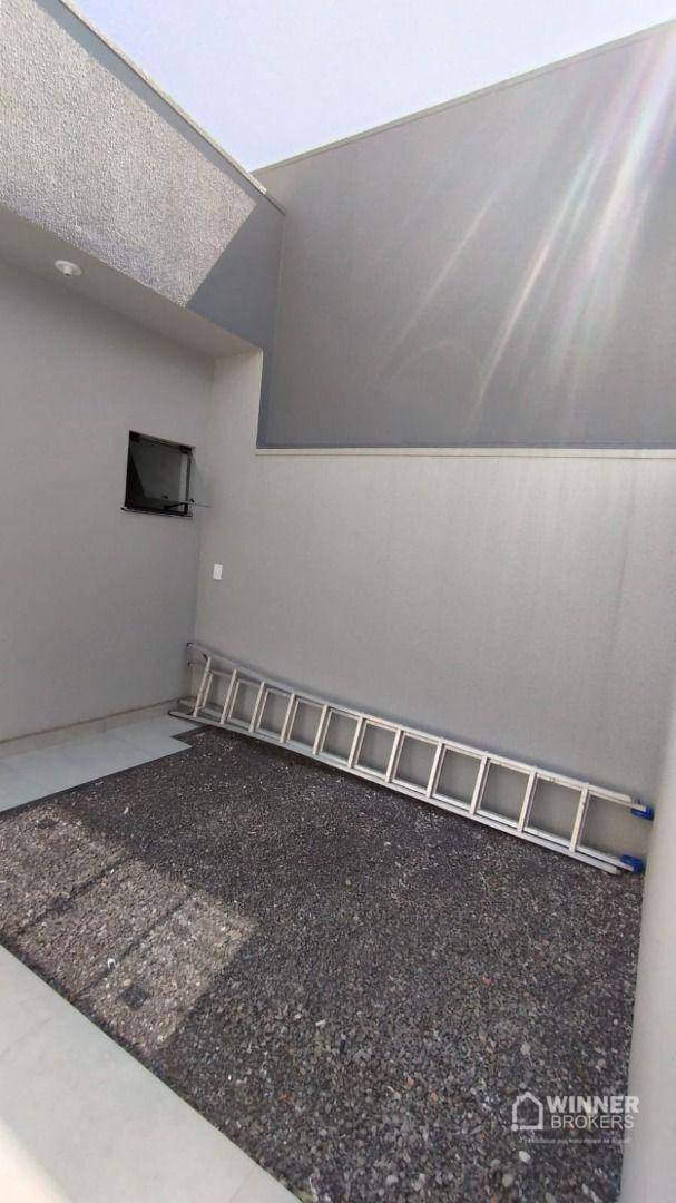 Casa à venda com 3 quartos, 65m² - Foto 13