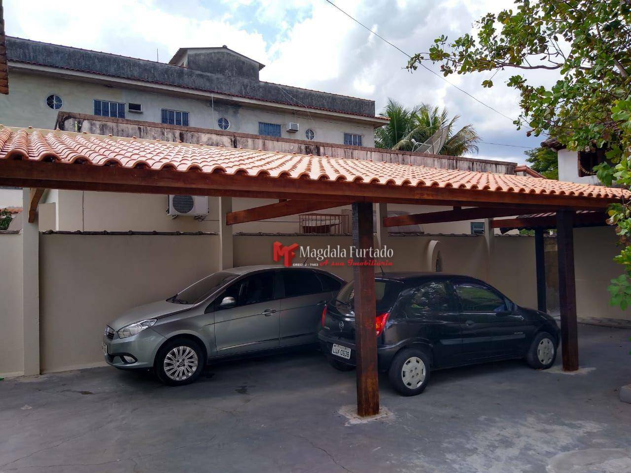 Casa à venda com 4 quartos, 240m² - Foto 4