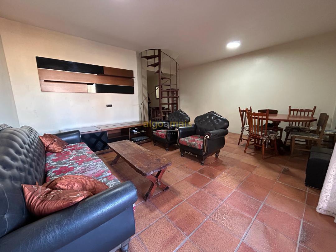 Cobertura à venda com 2 quartos, 193m² - Foto 3