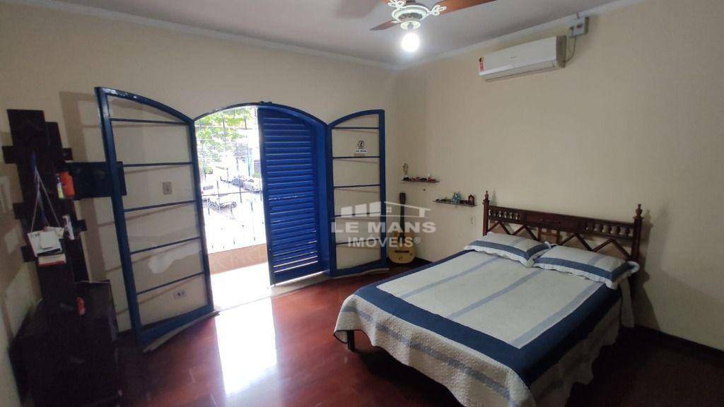 Casa à venda com 4 quartos, 331m² - Foto 26