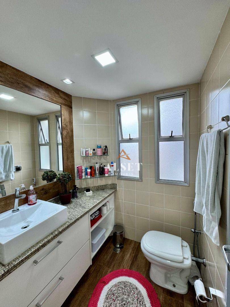 Apartamento à venda com 3 quartos, 101m² - Foto 16