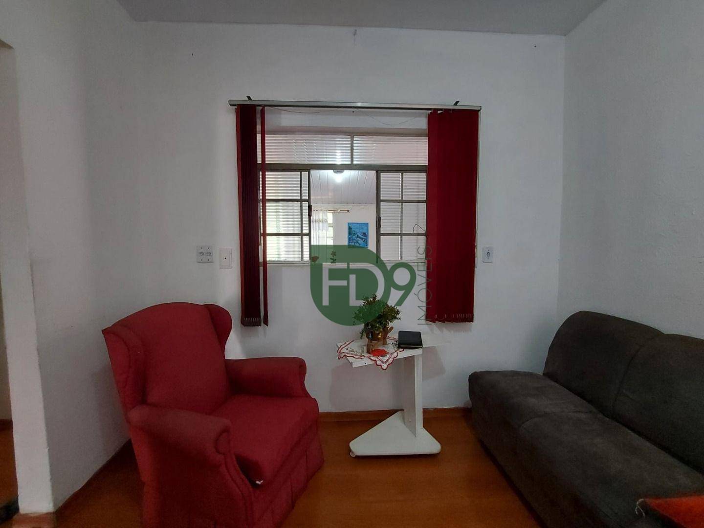 Casa à venda com 3 quartos, 164m² - Foto 9