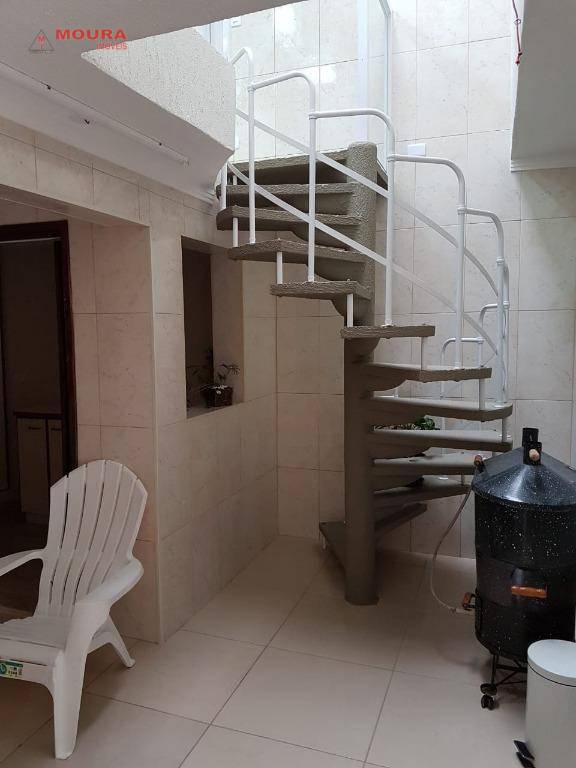 Sobrado à venda com 3 quartos, 260m² - Foto 3