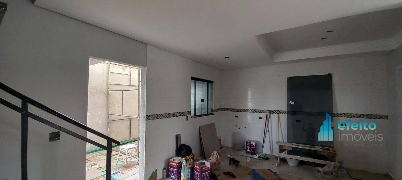 Sobrado à venda com 3 quartos, 80m² - Foto 3