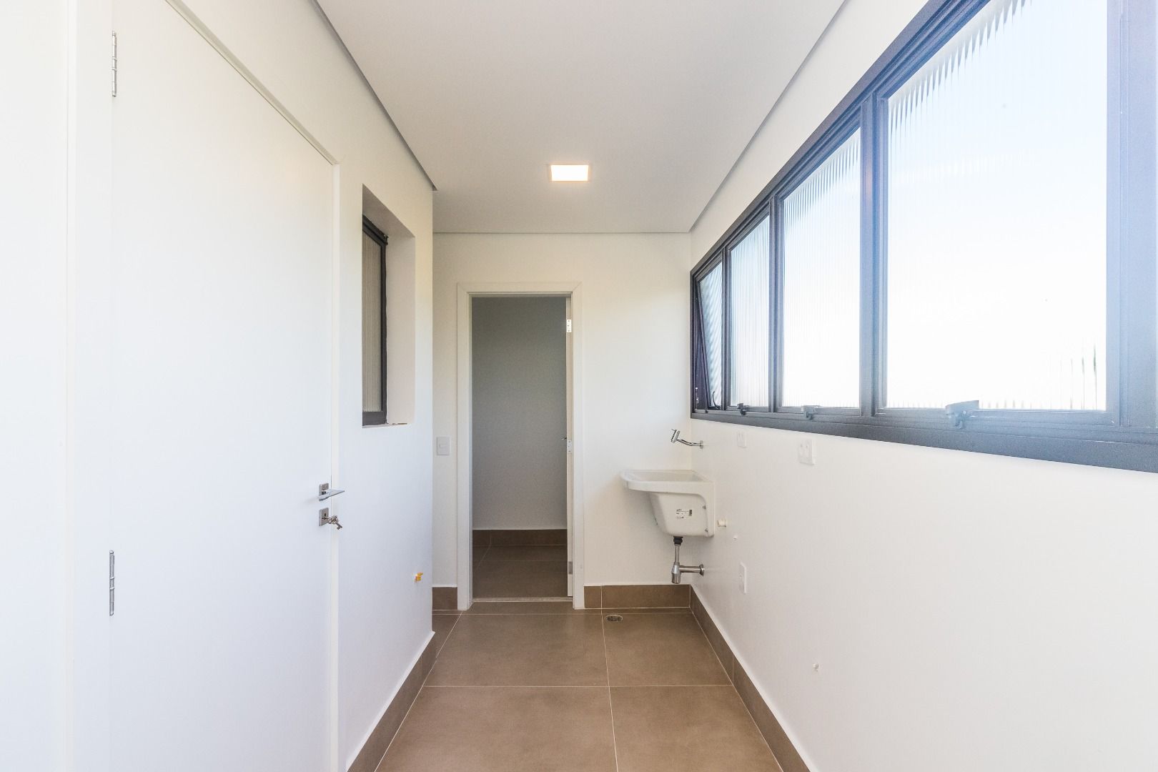 Apartamento à venda com 3 quartos, 126m² - Foto 17