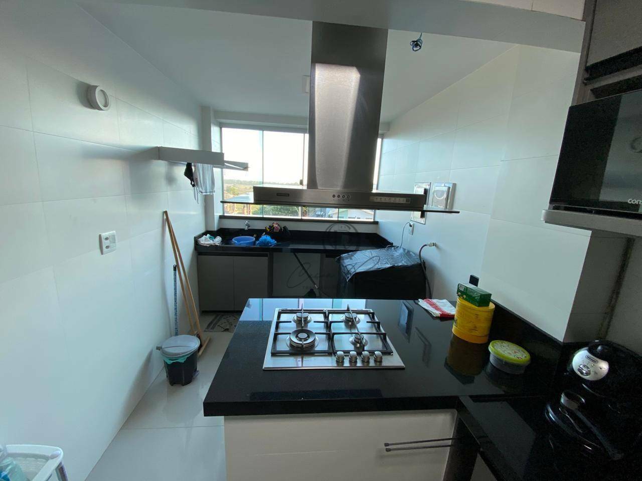 Apartamento à venda com 3 quartos, 220m² - Foto 12