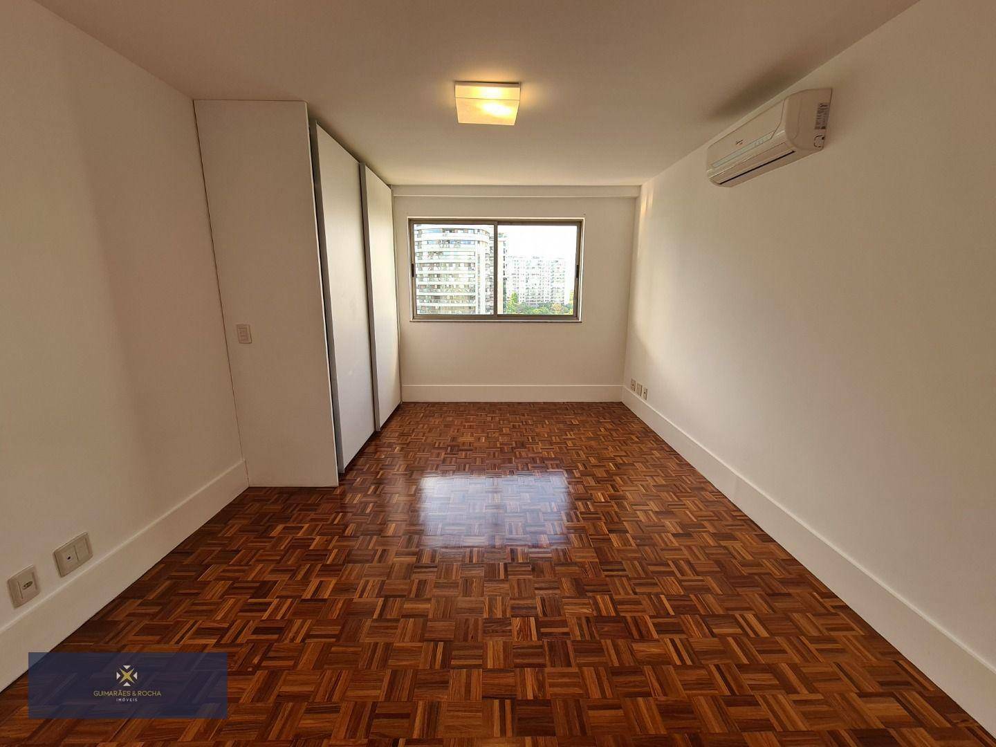 Apartamento à venda com 4 quartos, 229m² - Foto 11