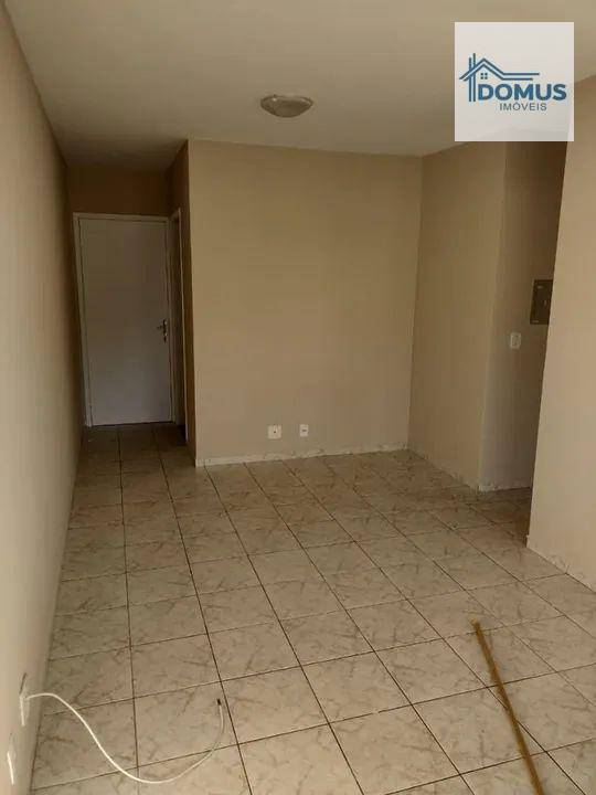 Apartamento à venda com 3 quartos, 76m² - Foto 5