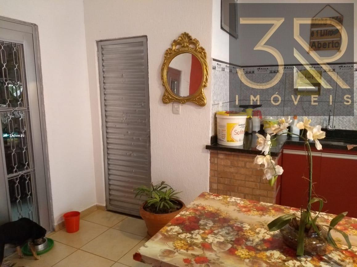 Casa à venda com 3 quartos, 180m² - Foto 30