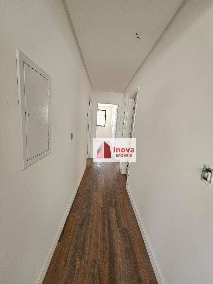 Apartamento à venda com 4 quartos, 170m² - Foto 18