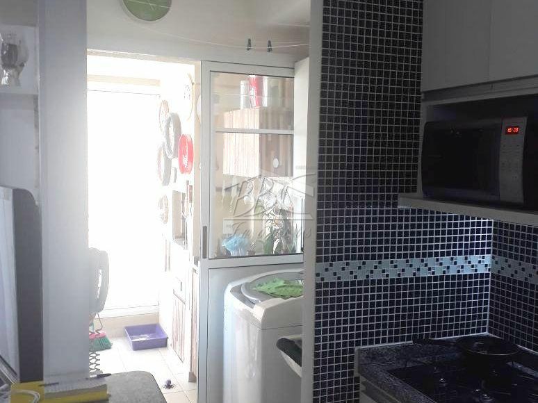 Apartamento à venda com 2 quartos, 62m² - Foto 11