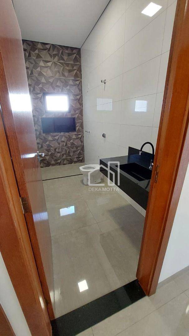 Casa à venda com 3 quartos, 180m² - Foto 25