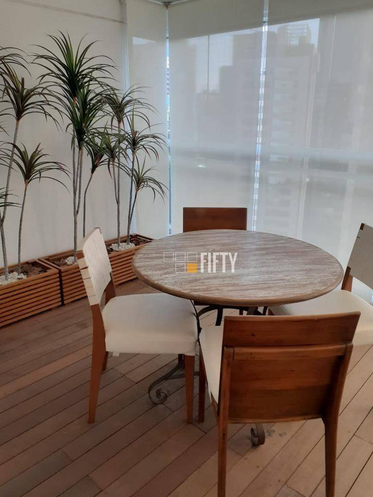 Apartamento para alugar com 2 quartos, 80m² - Foto 9