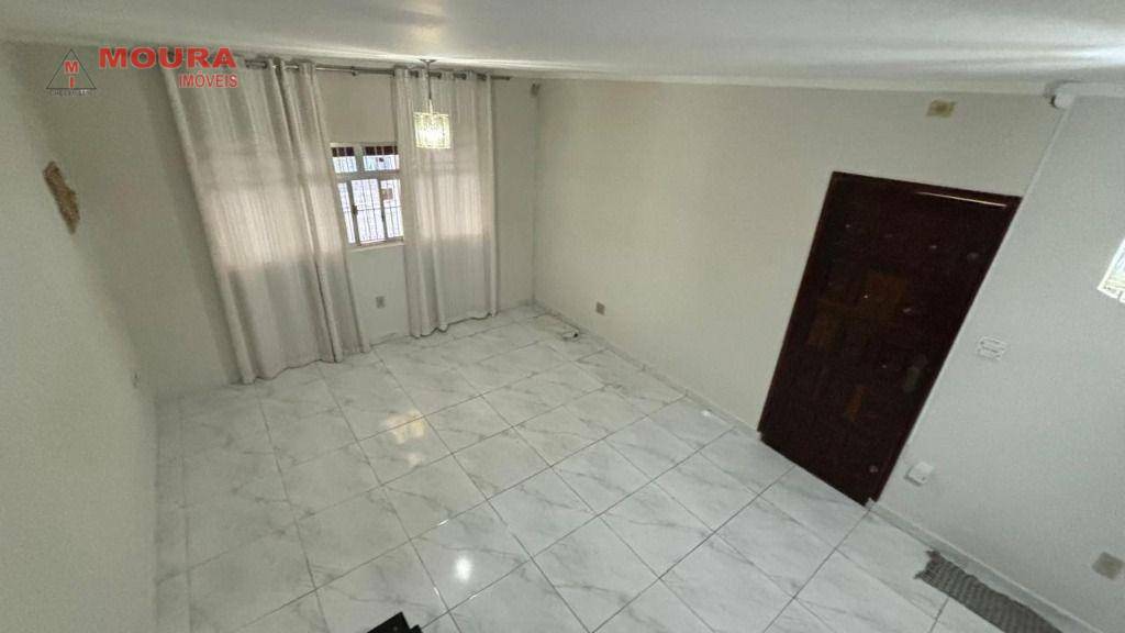 Sobrado à venda com 2 quartos, 145m² - Foto 2