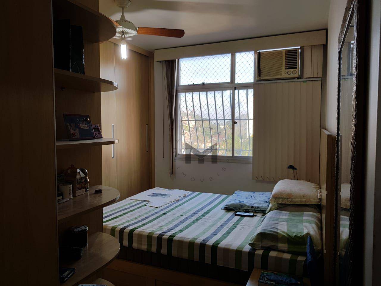 Apartamento à venda com 4 quartos, 190m² - Foto 1